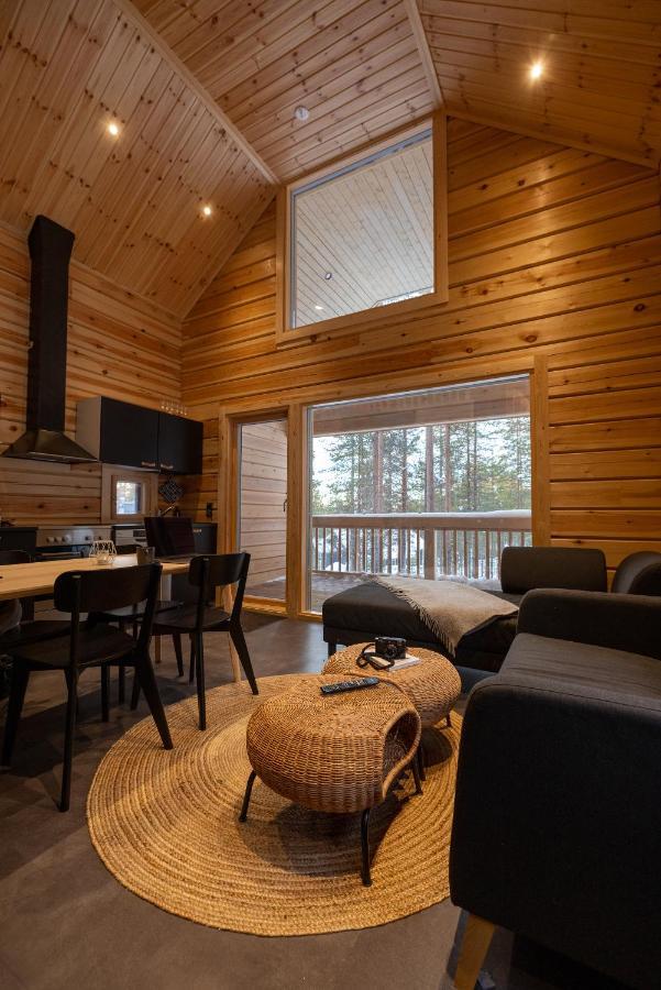 Black Work Levi Aihki Chalet